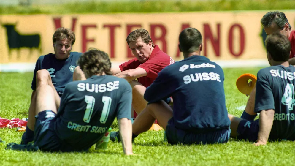 Roy Hodgson talks to his players during training in Montreal in June 1994.