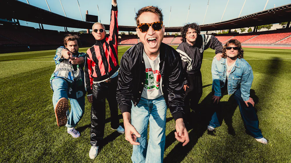 Swiss band conquers Letzigrund. Hecht go for the biggest concert of their career