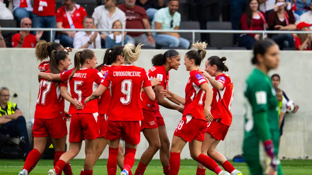 National team. Switzerland wins against Malta and tops its group