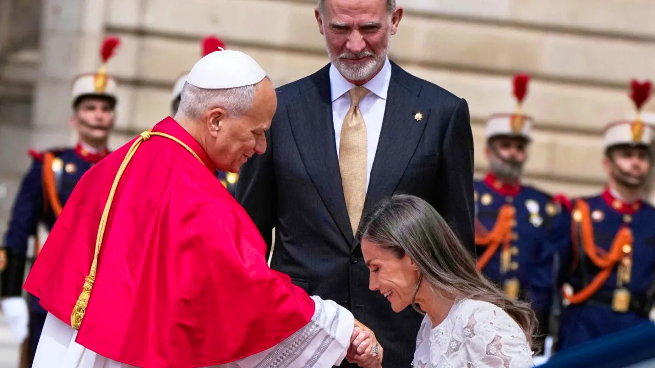 Politik. Papst mahnt in Spanien «Treue zum Völkerrecht» an