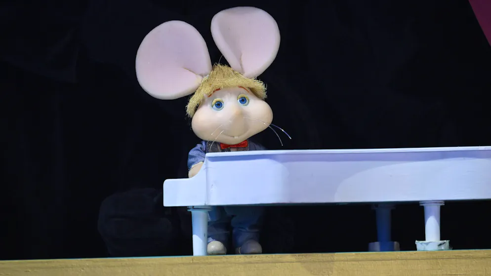 A Santo Stefano di Briga. «Ma cosa mi dici mai...», la voce di Topo Gigio compie 100 anni