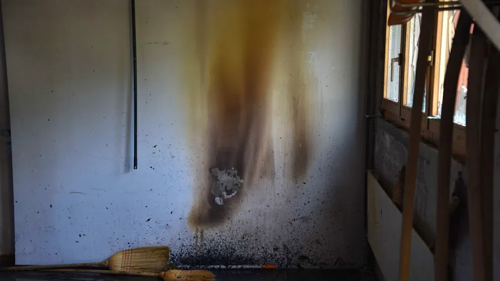 Grigioni. Incendio doloso nel centro per richiedenti asilo di Trimmis