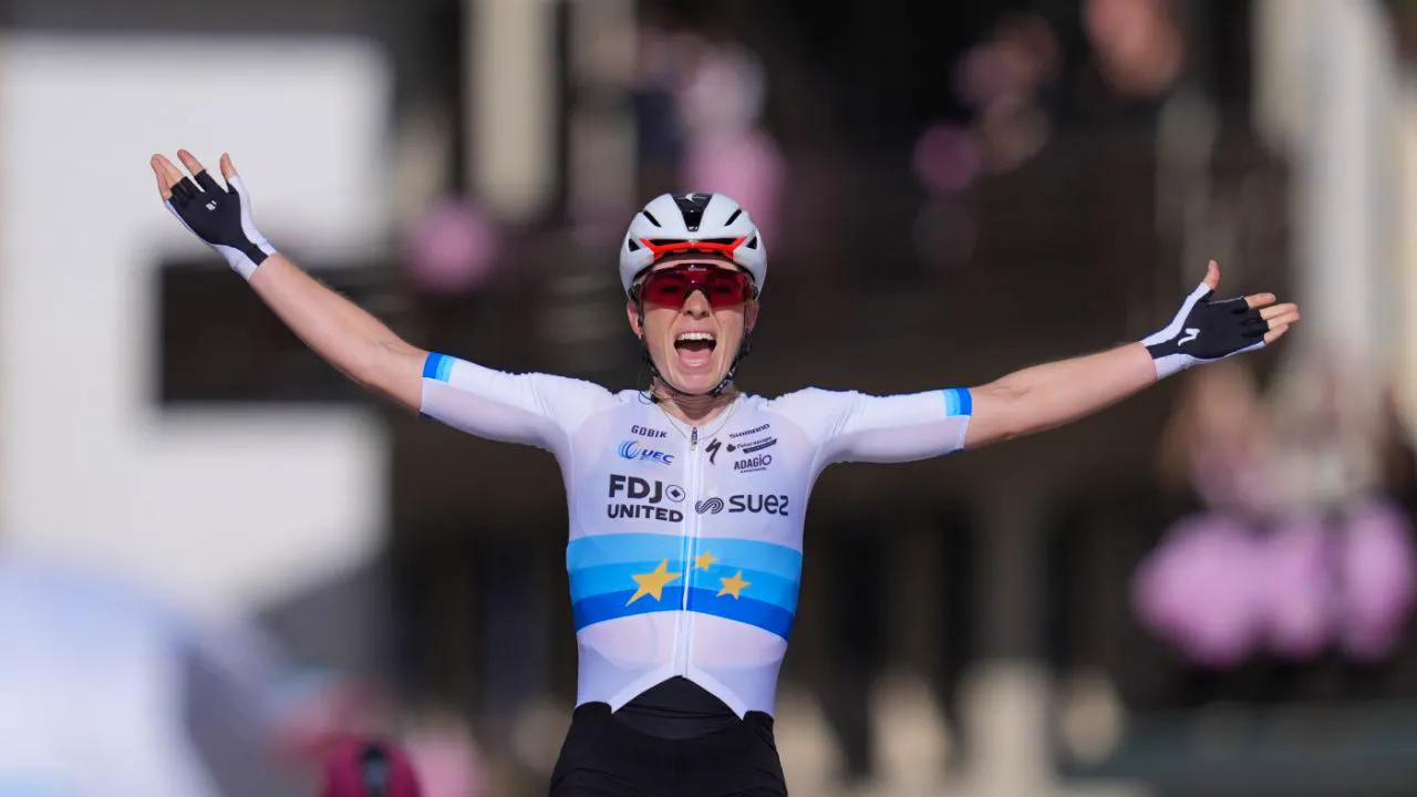 Cyclisme. Demi Vollering renverse la donne et remporte le Giro