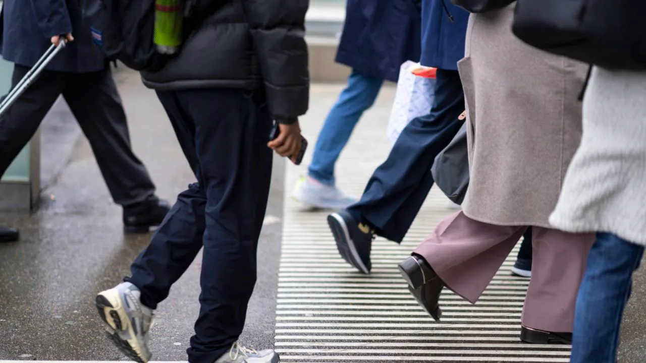 Sociology. People are more cooperative than they think, according to study