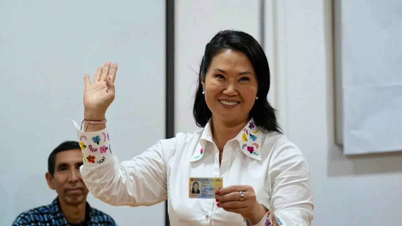 élections. Pérou: Keiko Fujimori en tête avec un très léger avantage