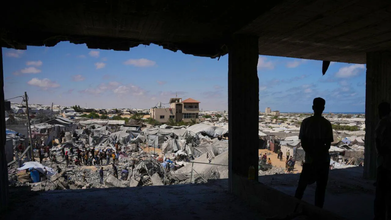 Politics. Clinic: Five dead in Israeli attack in Gaza Strip
