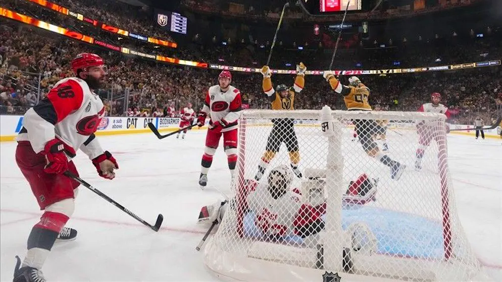 NHL. Vegas si porta sul 2-1 nella finale contro i Canes
