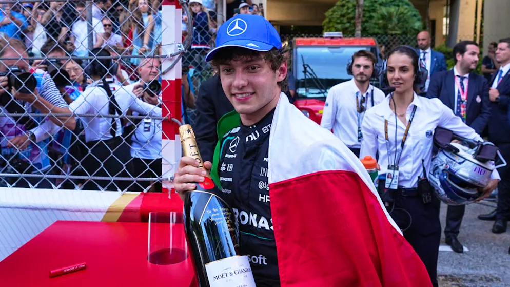 Fifth victory in a row. Antonelli wins wild race in Monaco