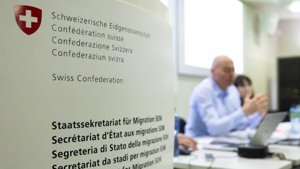 Fewer asylum applications. State Secretariat for Migration cuts over 100 jobs again