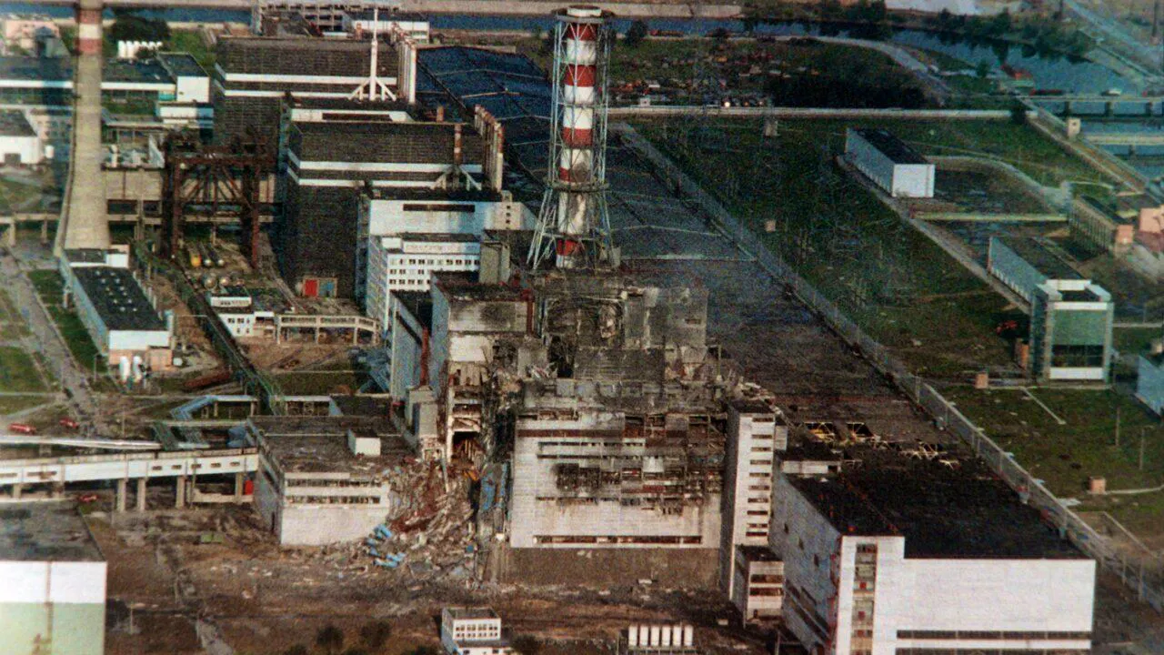 Ukraine. Chernobyl: Spent fuel facility hit