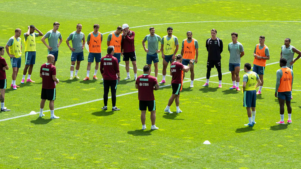 Mondial 2026 - Groupe B. Un feu de brousse menace le camp de base de la Suisse