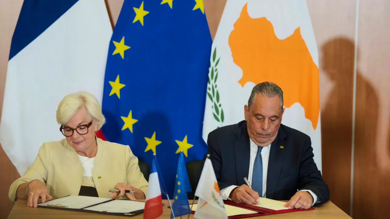 Politics. France may station troops in Cyprus