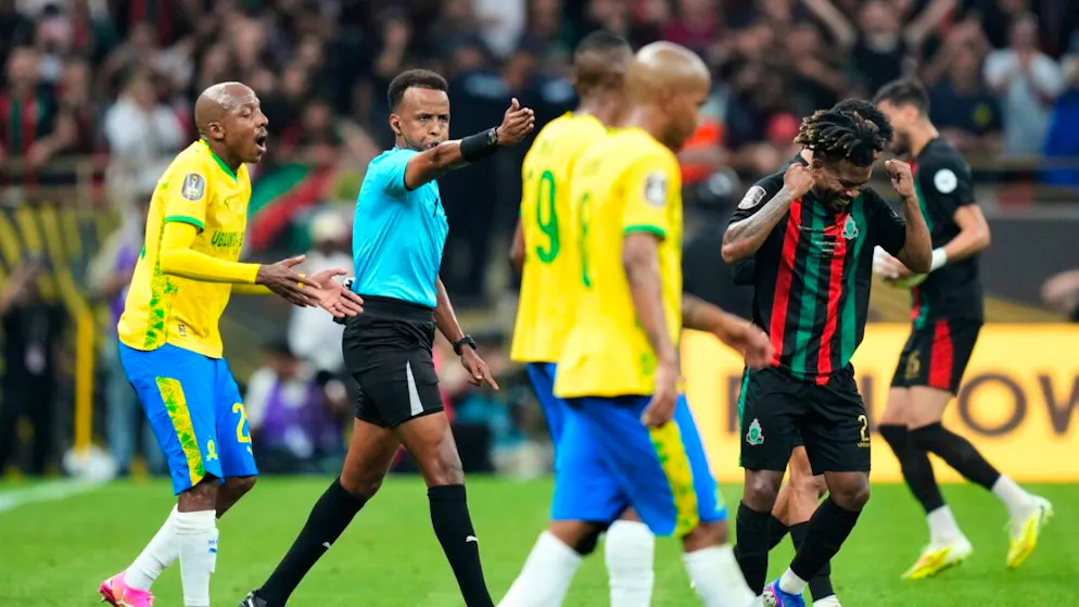 Denied entry. Somali referee could not enter the USA