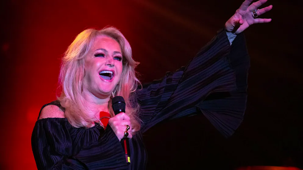 After weeks of concern. Bonnie Tyler has woken up from her coma