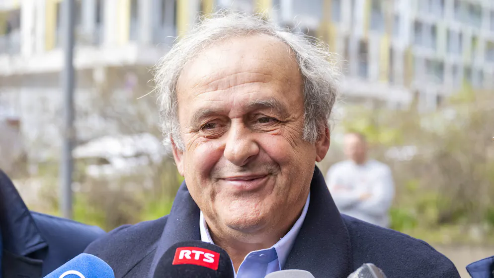 «Je ne vais pas lâcher ces gens». La guerre Platini-Infantino repart devant les tribunaux