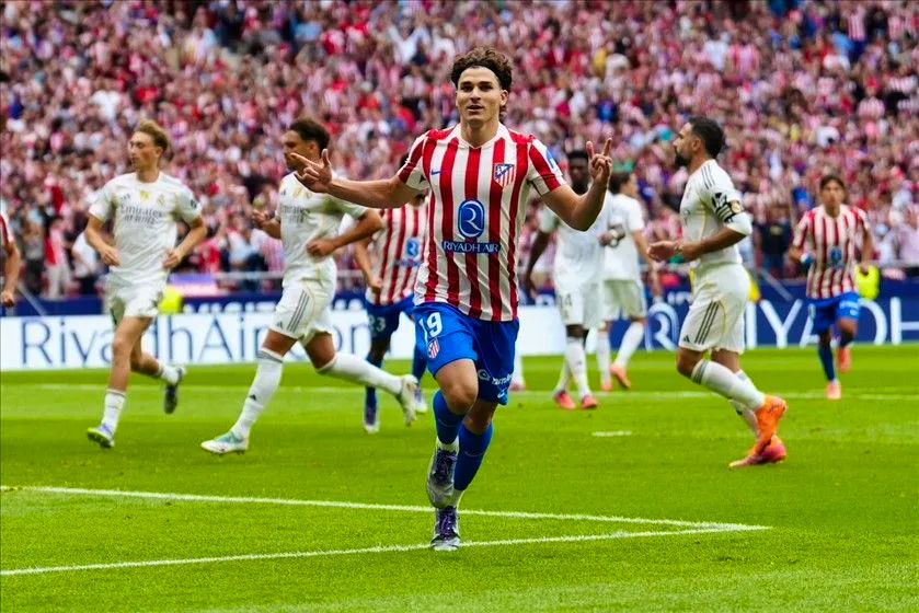 Calcio. Offerta del Real ad Alvarez