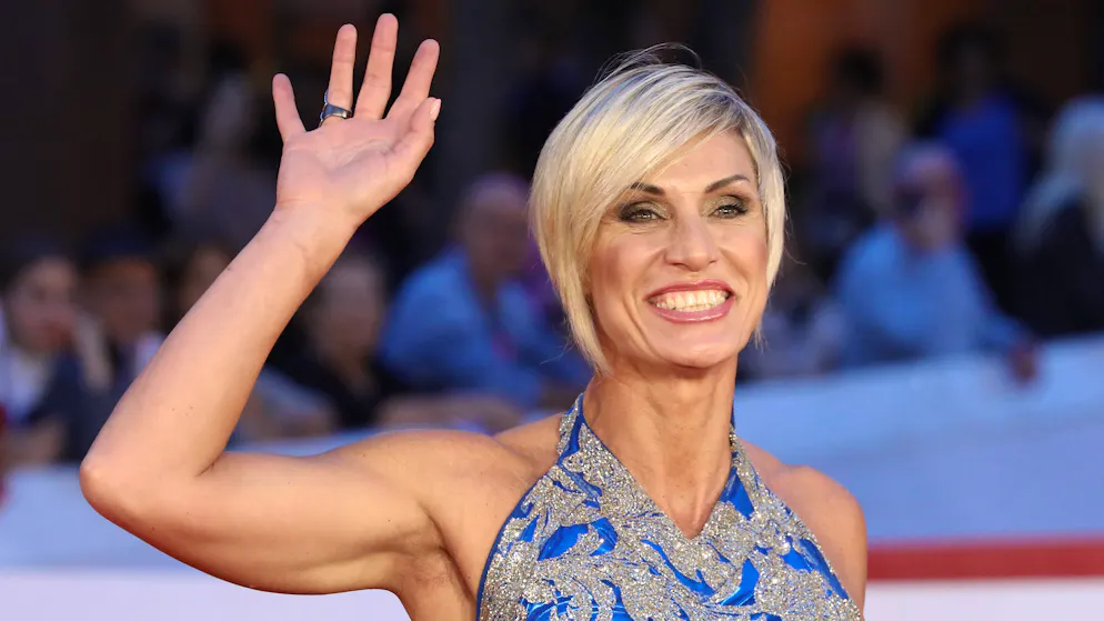 A 360 gradi. Annalisa Minetti: «Mi sento supergnocca», ed ecco cosa dice a De Martino per Sanremo