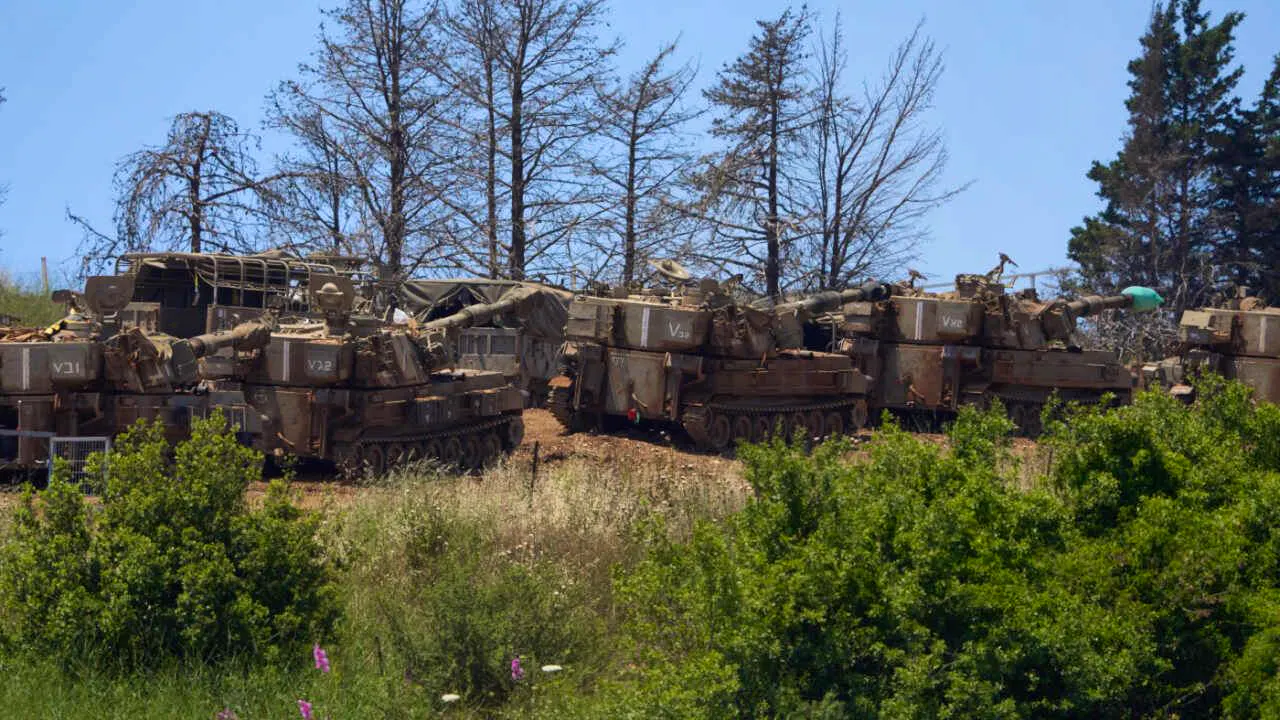 Politik. Hisbollah-Kämpfer dringt nach Israel ein und wird erschossen