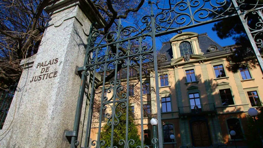 Dossier di grande portata. Processo fuori dal comune per un gestore patrimoniale di Sion