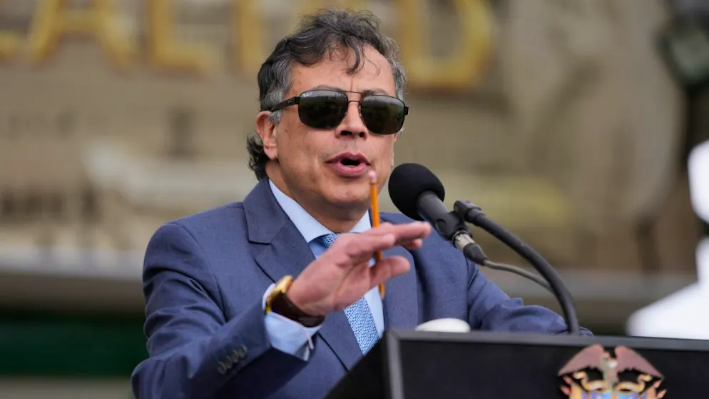 Colombia. Il presidente Petro sospeso fino al ballottaggio del 21 giugno