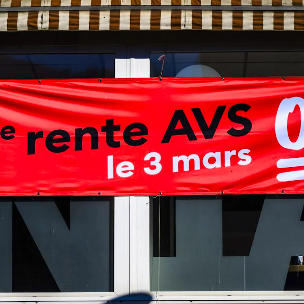 13e rente AVS. La conférence de conciliation veut un financement mixte