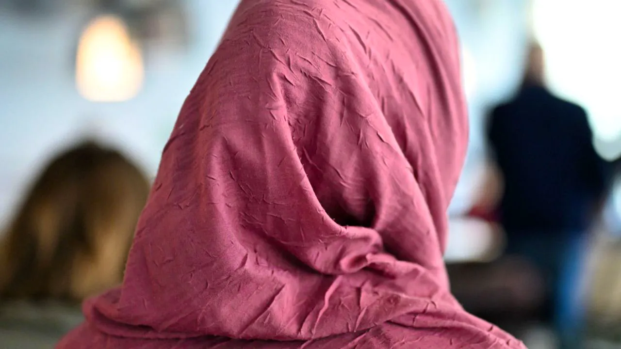 Public service. St. Gallen cantonal council decides to ban headscarves for female teachers