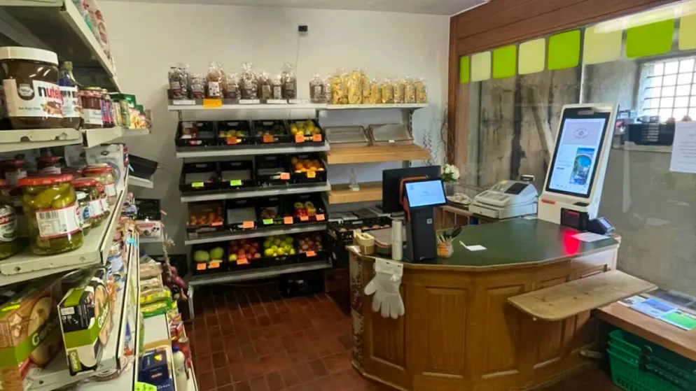 Val Breagaglia. Negozio aperto 24 ore su 24 a Soglio, positivo il primo bilancio
