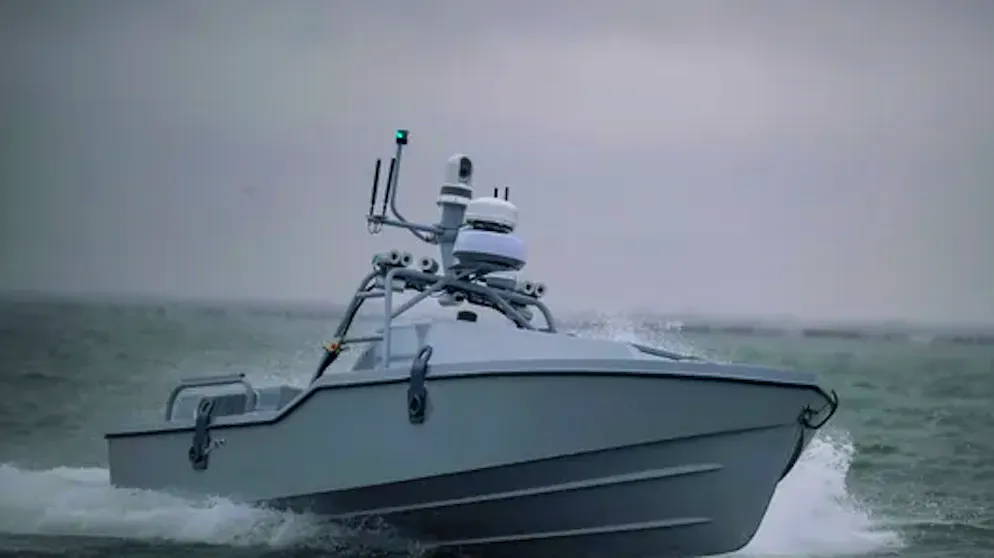 New technology used. US Army rescues helicopter crew with robotic boat