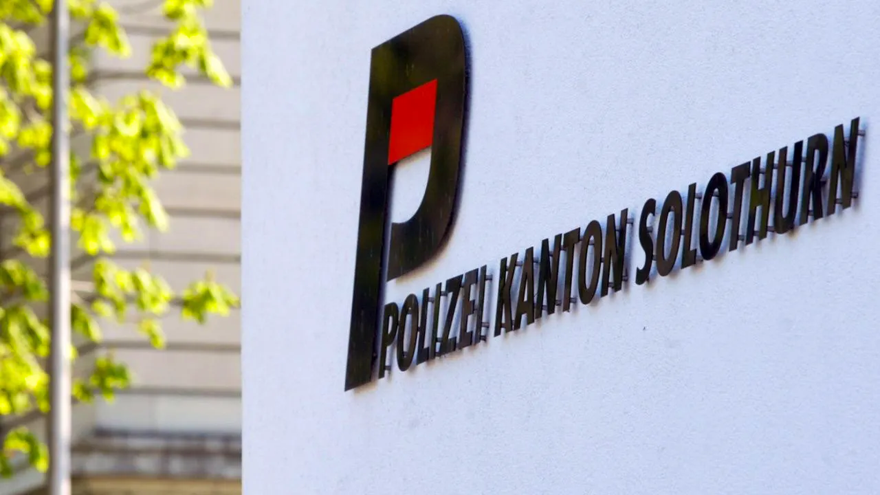 Verkehrsunfall. Mehrere Personen bei Militärunfall in Hauenstein SO verletzt