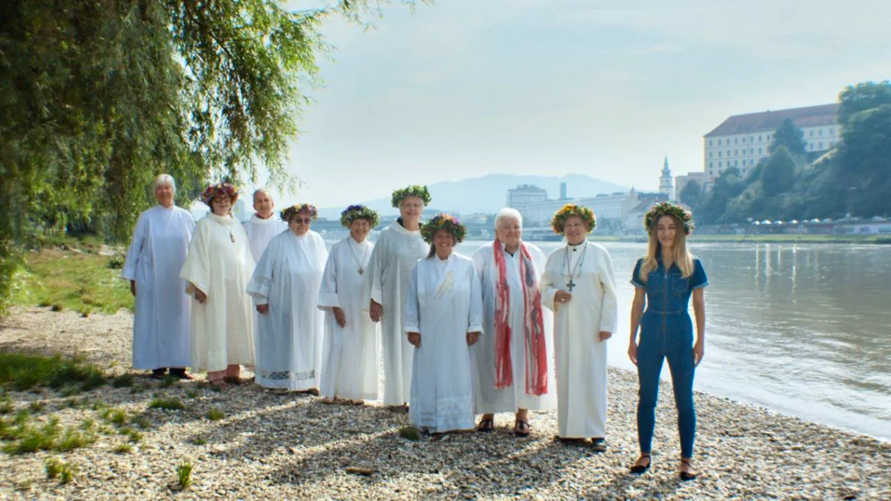 Vermischtes. Dokfilm sucht in Glaubensgemeinschaften nach Frauenrechten