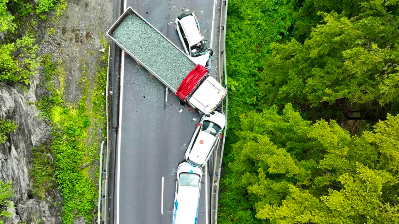 Incidente stradale. GR: quattro feriti dopo un incidente a Sils im Domleschg