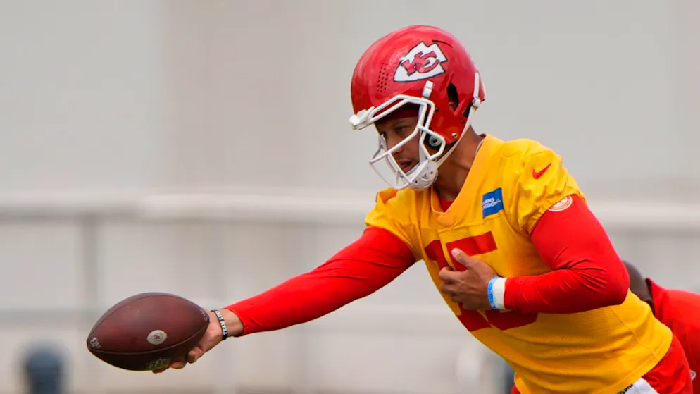 NFL. Un contrat d'un demi-milliard pour la star Patrick Mahomes