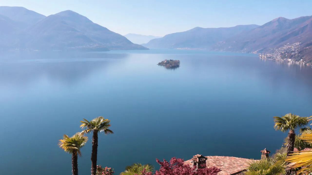 Italy. One dead in helicopter crash on Lake Maggiore