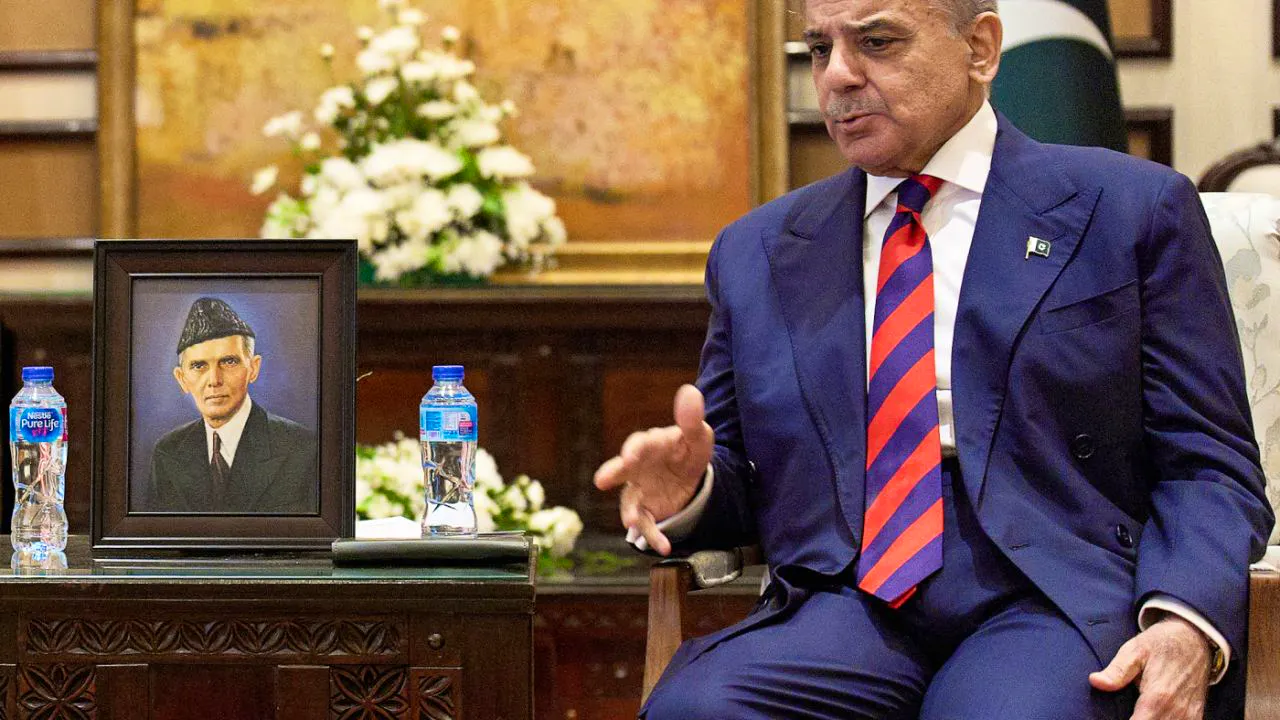 Politics. Pakistan: Iran and the U.S. Have Reached an Agreement