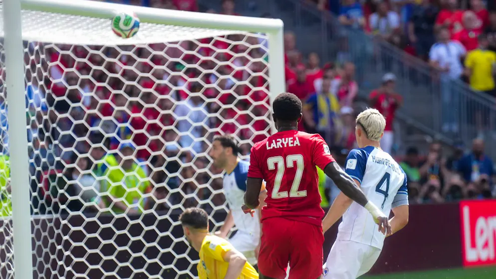 Incredible defensive play. Bosnian defender Kolasinac prevents a goal with a spectacular shot off the crossbar