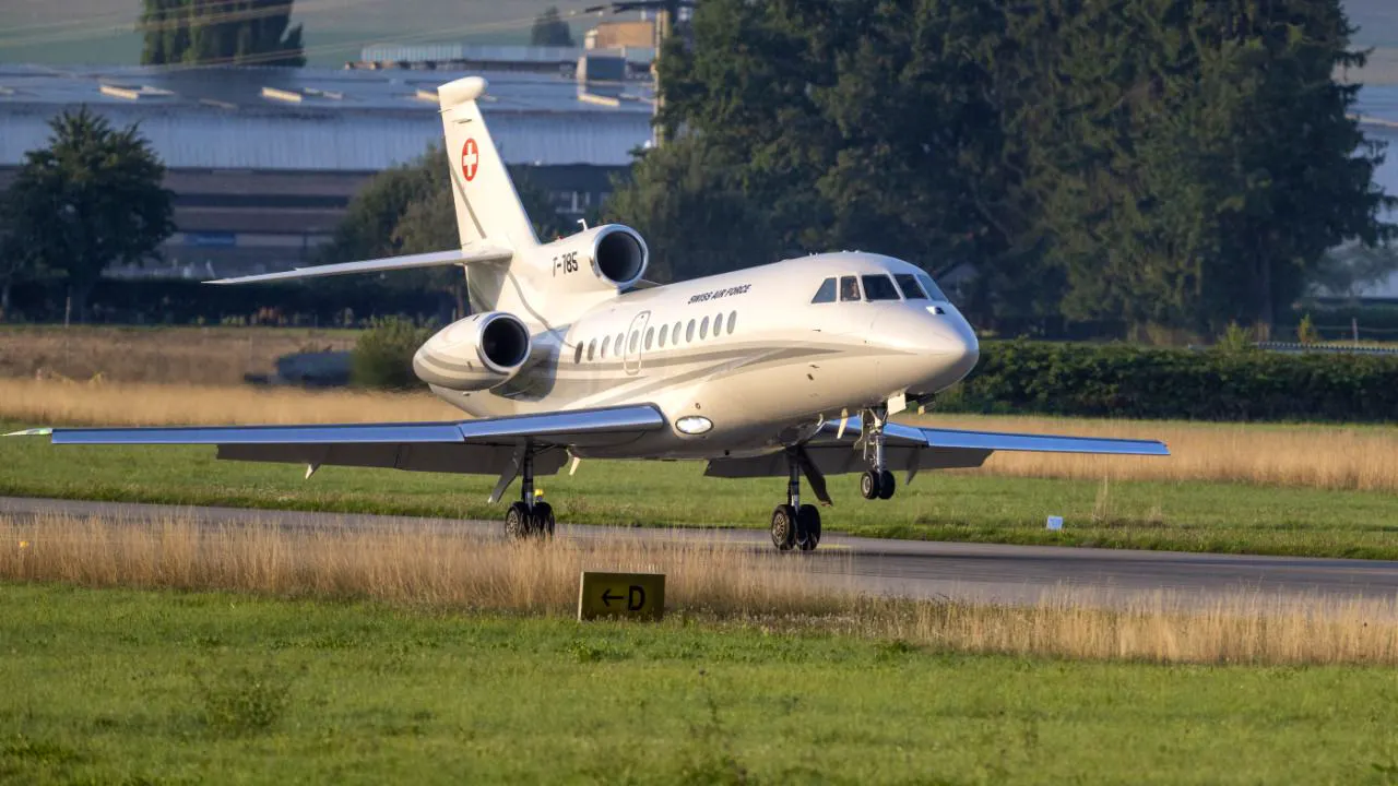 Air Travel. Federal Council members will be flying a bit more again in 2025