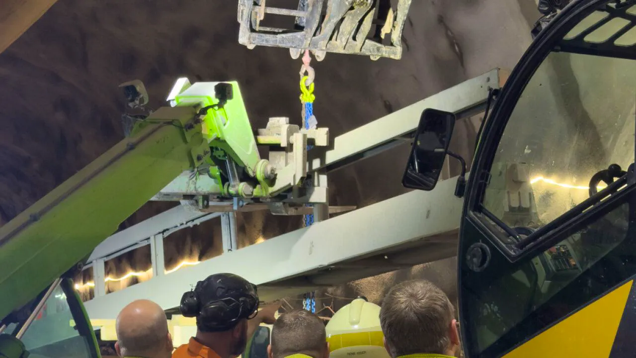 Workplace accident. 29-year-old construction worker dies at highway construction site in Giswil