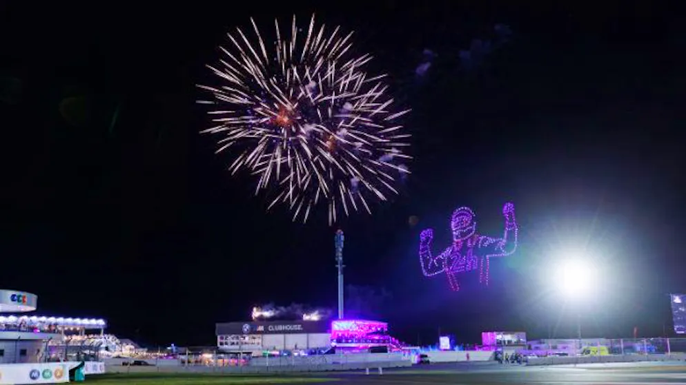 24 Hours of Le Mans. Commentators Turn Live Broadcast into a Karaoke Night