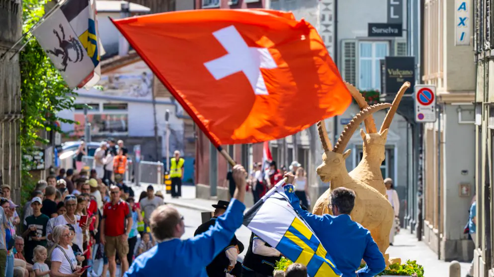 Festa federale di tiro. Migliaia di persone sabato a Coira per la giornata ufficiale della Festa federale di tiro