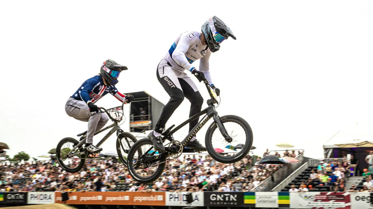 Rad BMX. Loris Aeberhard mit dem zweiten Streich