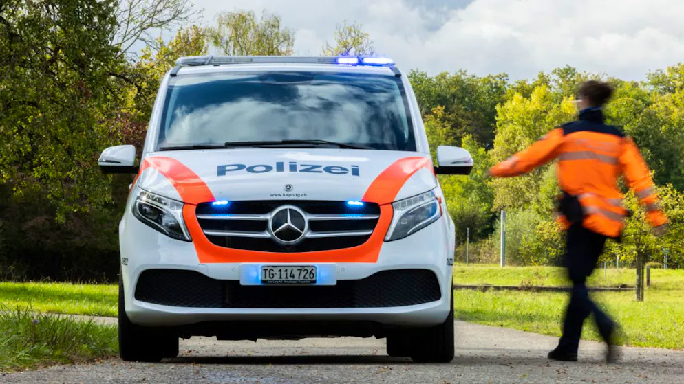 Importante intervention policière. «Nous avons reçu une alerte à la bombe» : un marché aux puces thurgovien évacué d’urgence