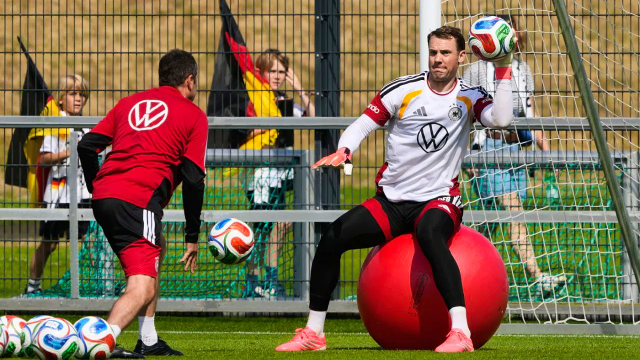 Group E. Two key players in the spotlight ahead of Germany's World Cup opener