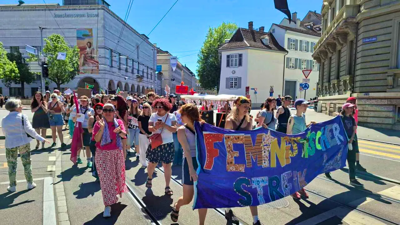 Women's Strike. Thousands demonstrate in Basel during the feminist strike