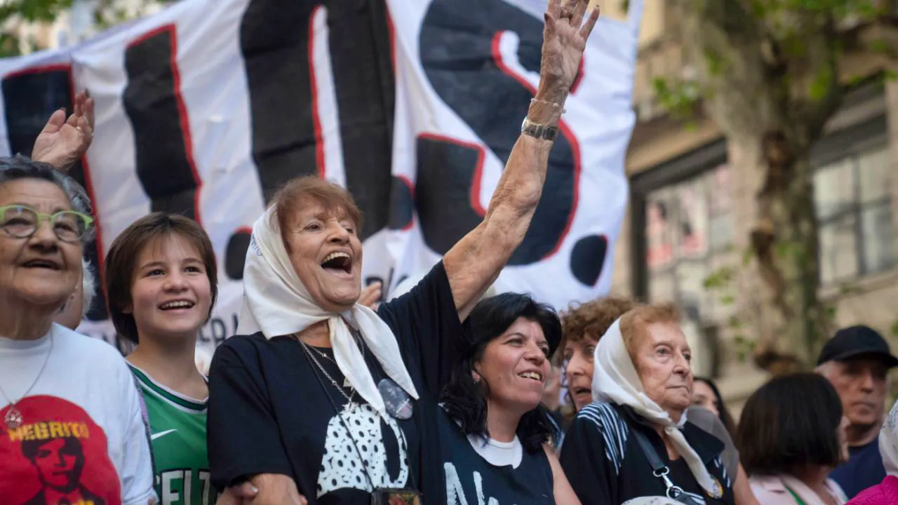 Argentina. Morta Taty Almeida, simbolo delle madri di Plaza de Mayo