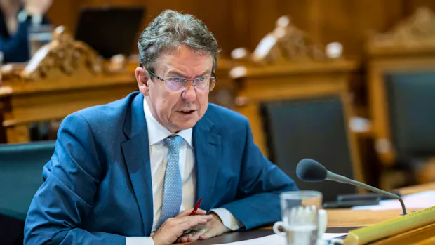 Il Nazionale chiede chiarimenti dal governo sul dossier nucleare | blue ...