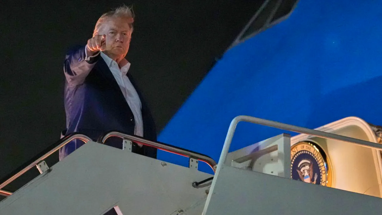 USA. Report: Trump Threatens New Military Strikes If No Nuclear Deal Is Reached