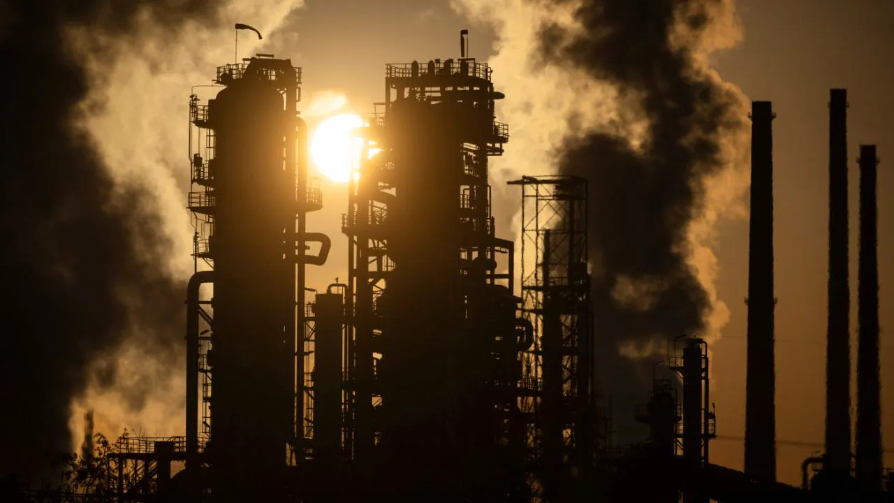 Commodities. Agreement in the Middle East: Oil Prices Fall, Asian Stock Markets Rise