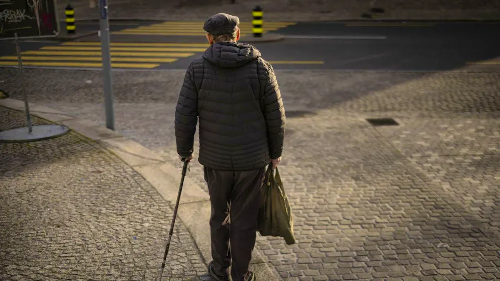 Swiss researchers develop smart brain pacemaker | blue News