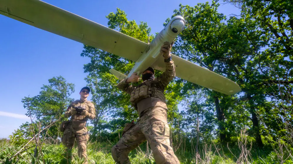 Guerra in Ucraina. Raid ucraini contro il petrolio russo, grande raffineria in fiamme a Mosca e in Krasnodar