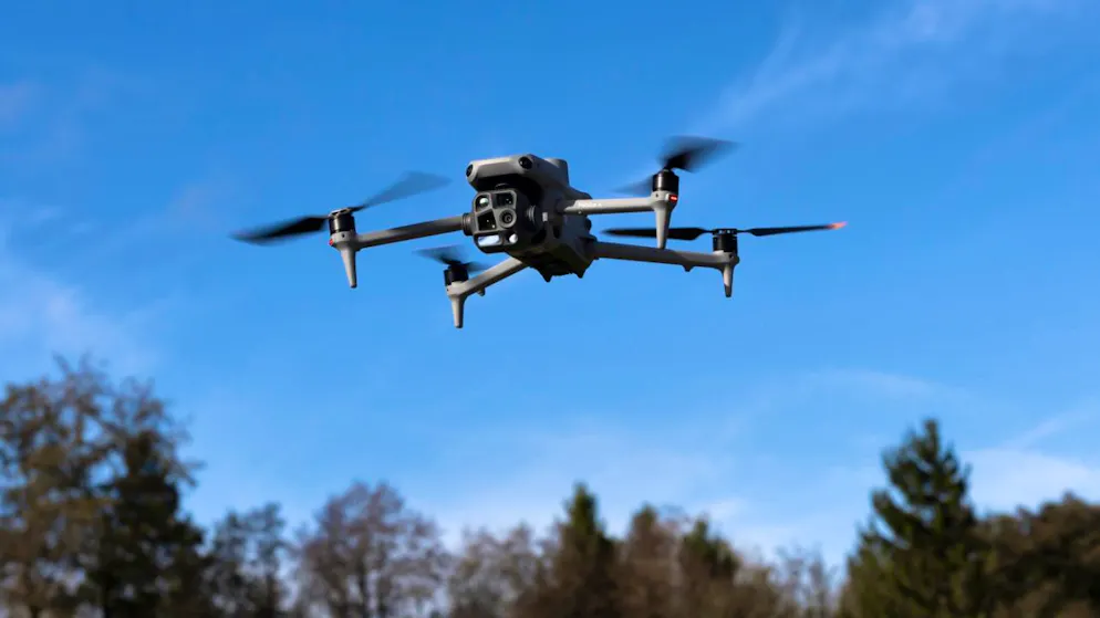 Who shoots down hostile drones?. Parliament Seeks to Clarify Rules for Protecting Swiss Airspace